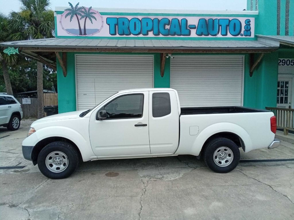 2016 Nissan Frontier Image 5