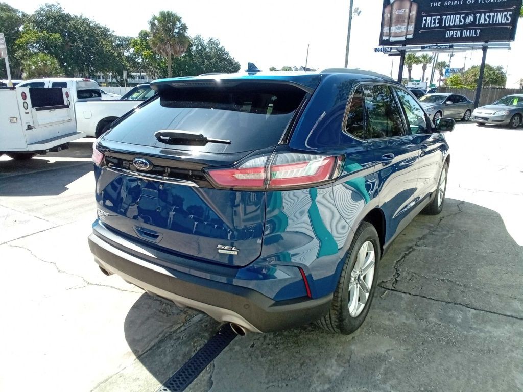2020 Ford Edge Image 16