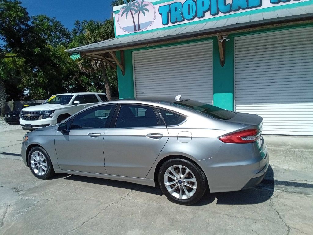 2020 Ford Fusion Image 9