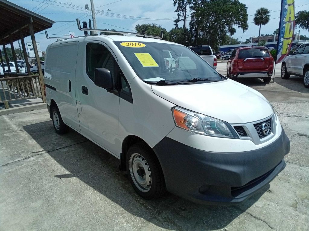 2019 Nissan NV200 Image 10