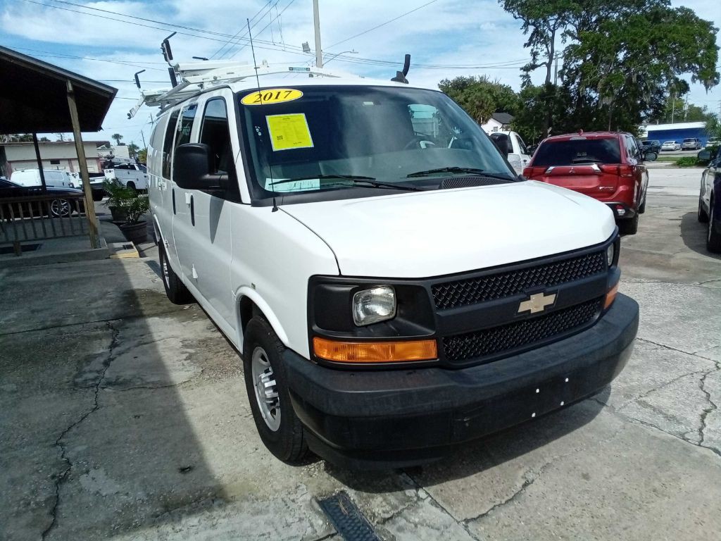 2017 Chevrolet Express Image 8