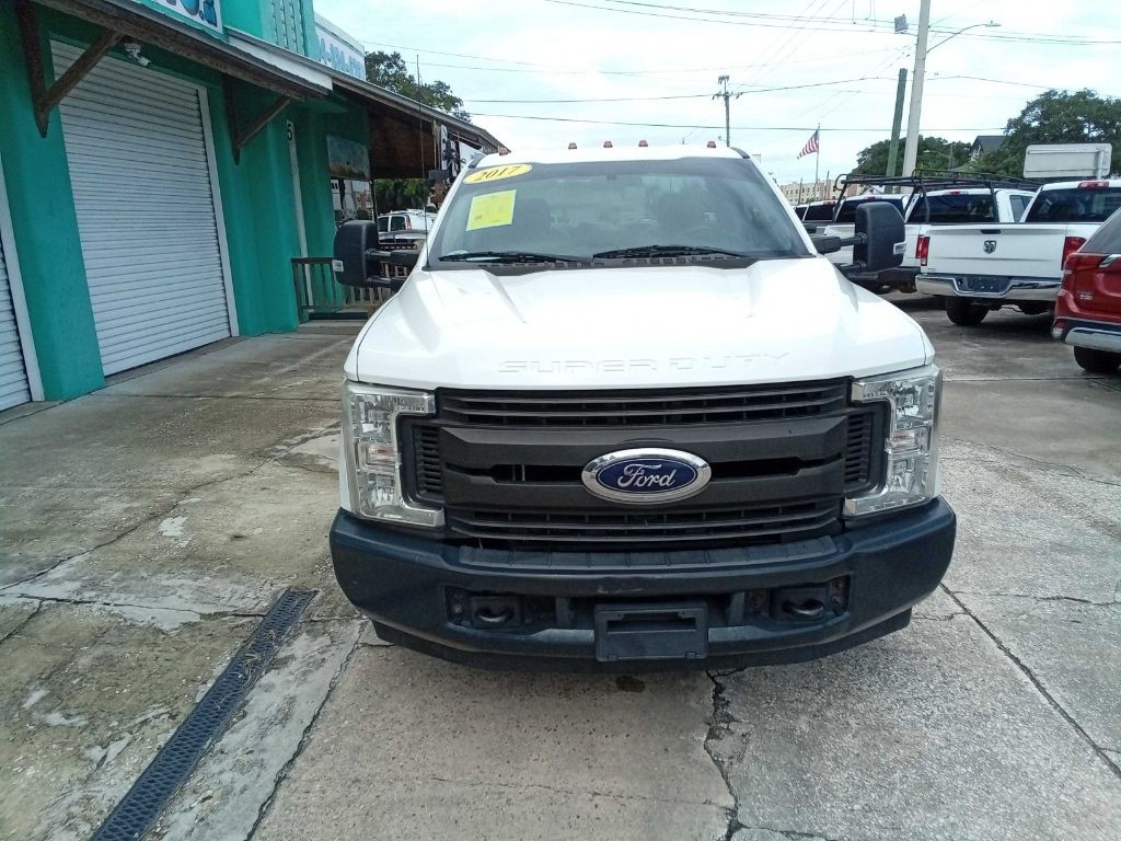 2017 Ford F-350 Image 9