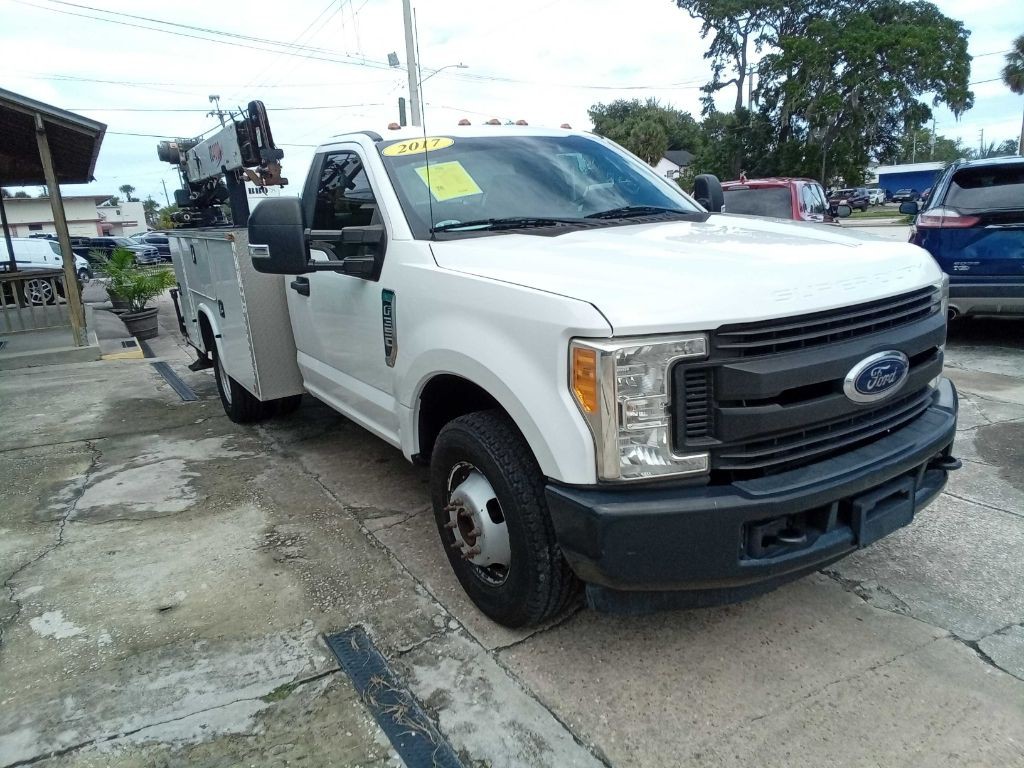 2017 Ford F-350 Image 10