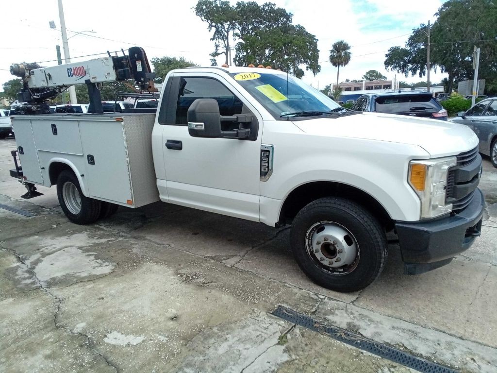 2017 Ford F-350 Image 11