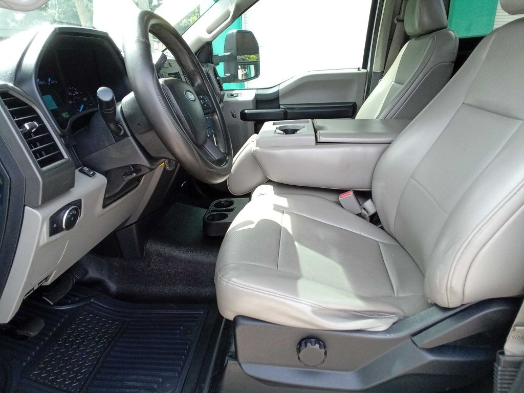 2017 Ford F-350 Image 19
