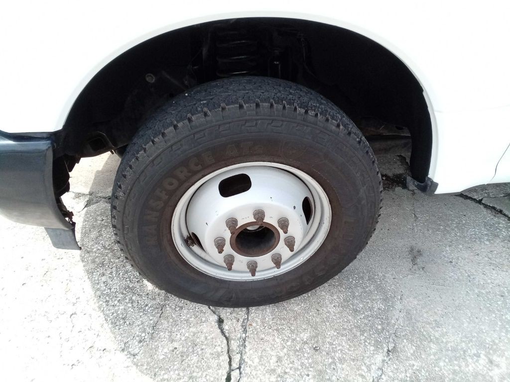 2017 Ford F-350 Image 24