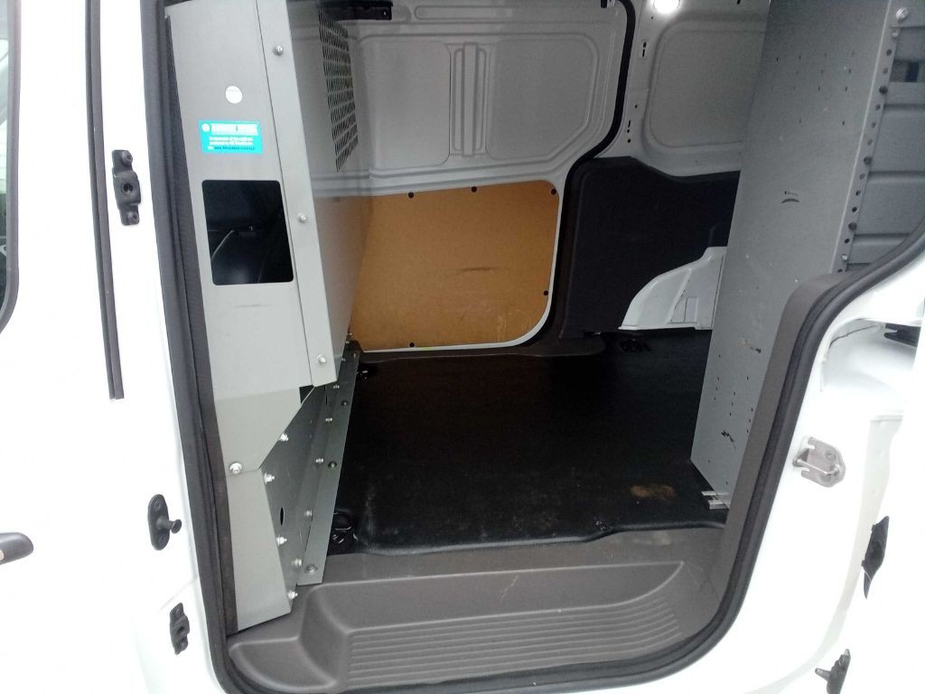 2022 Ford Transit Connect Image 19