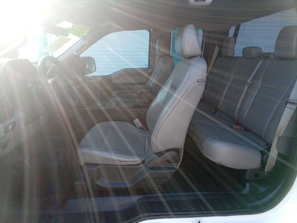 2017 Ford F-150 Image 16