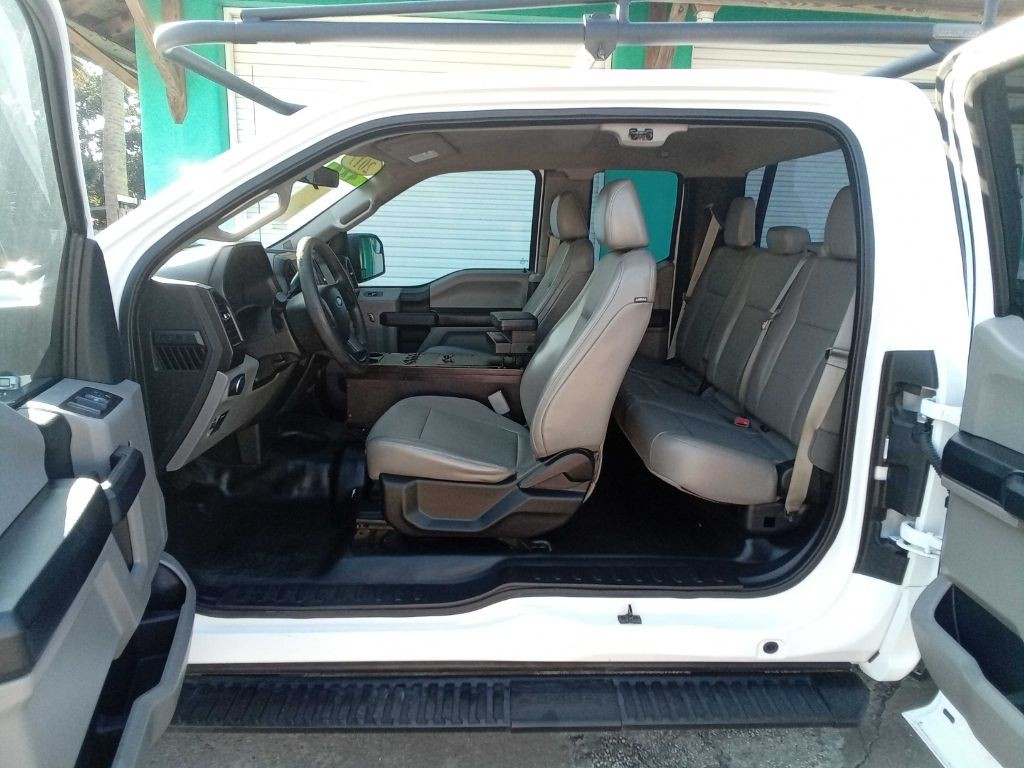 2017 Ford F-150 Image 10