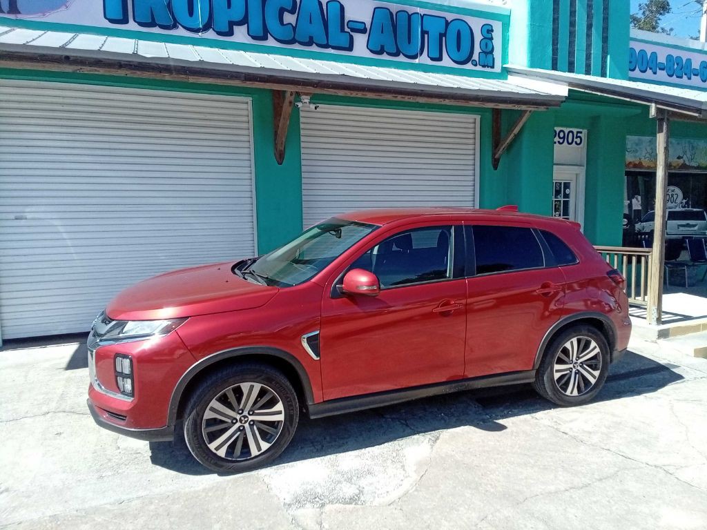 2020 Mitsubishi Outlander Image 2