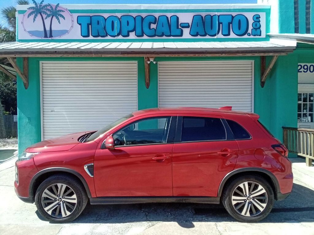 2020 Mitsubishi Outlander Image 3