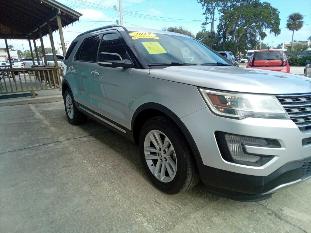 2017 Ford Explorer Image 14