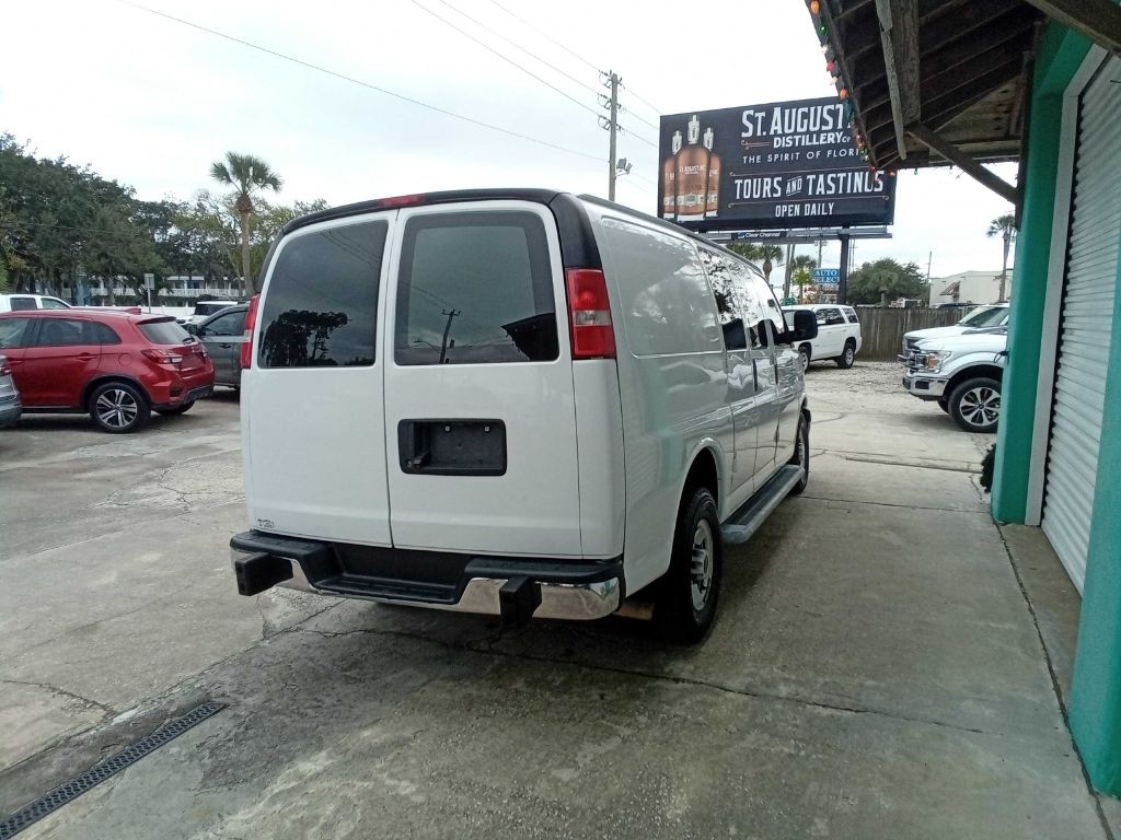 2019 GMC Savana Image 5