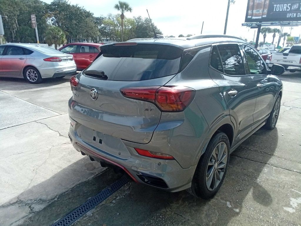 2021 Buick Enclave Image 13