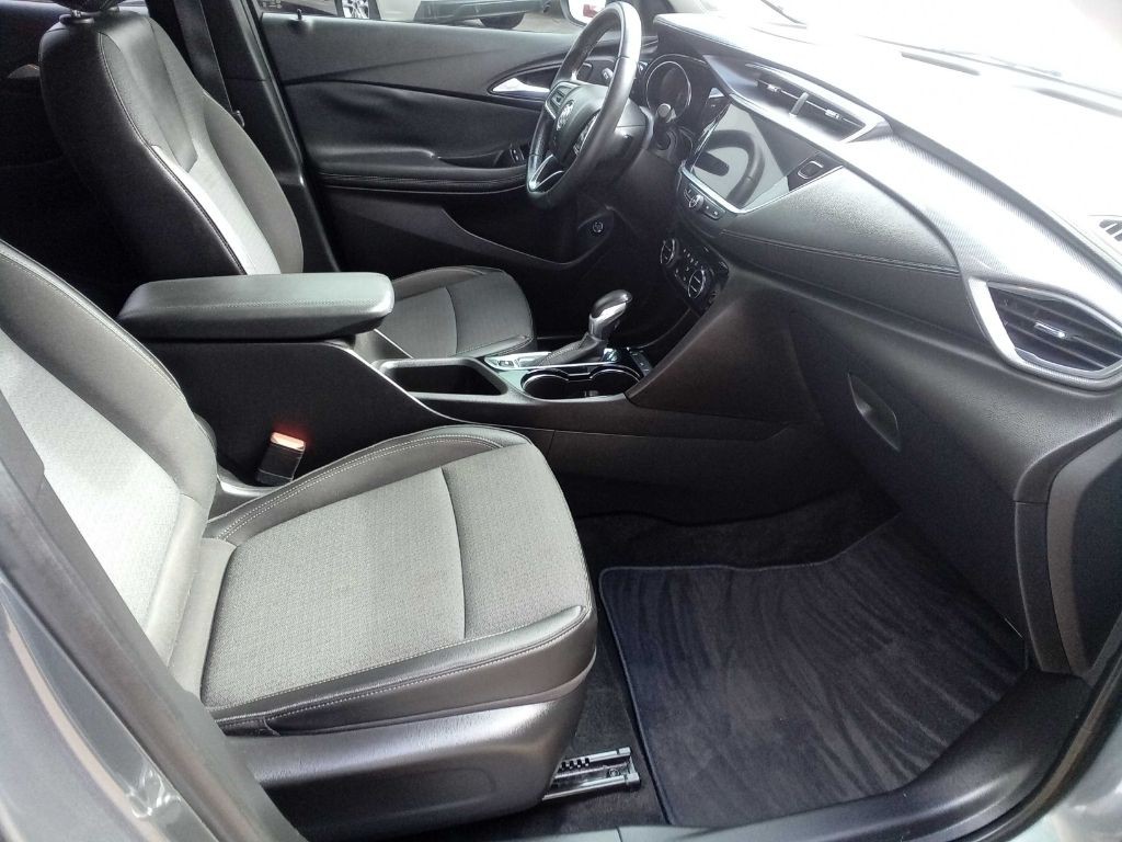 2021 Buick Enclave Image 18