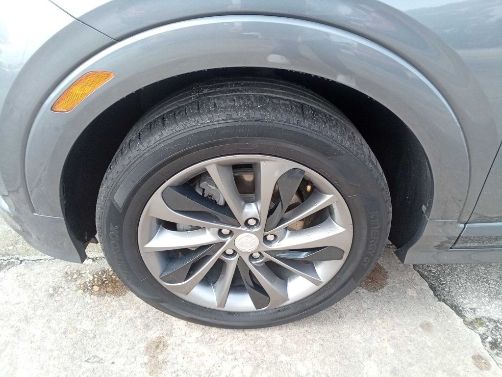 2021 Buick Enclave Image 23