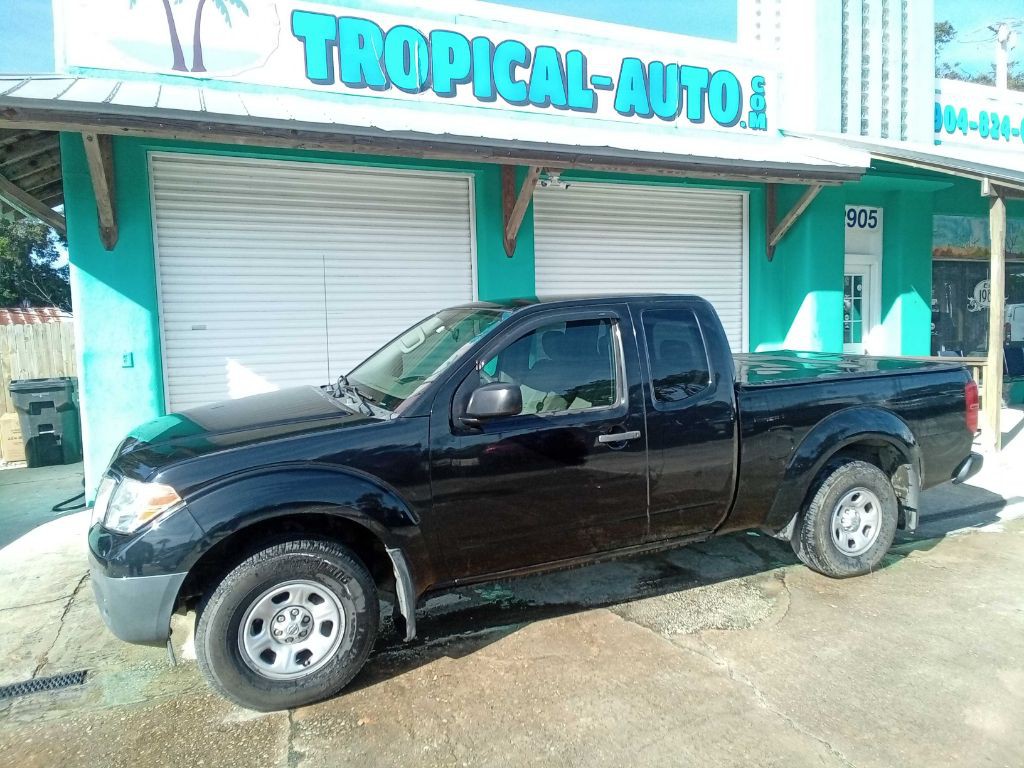2017 Nissan Frontier Image 2
