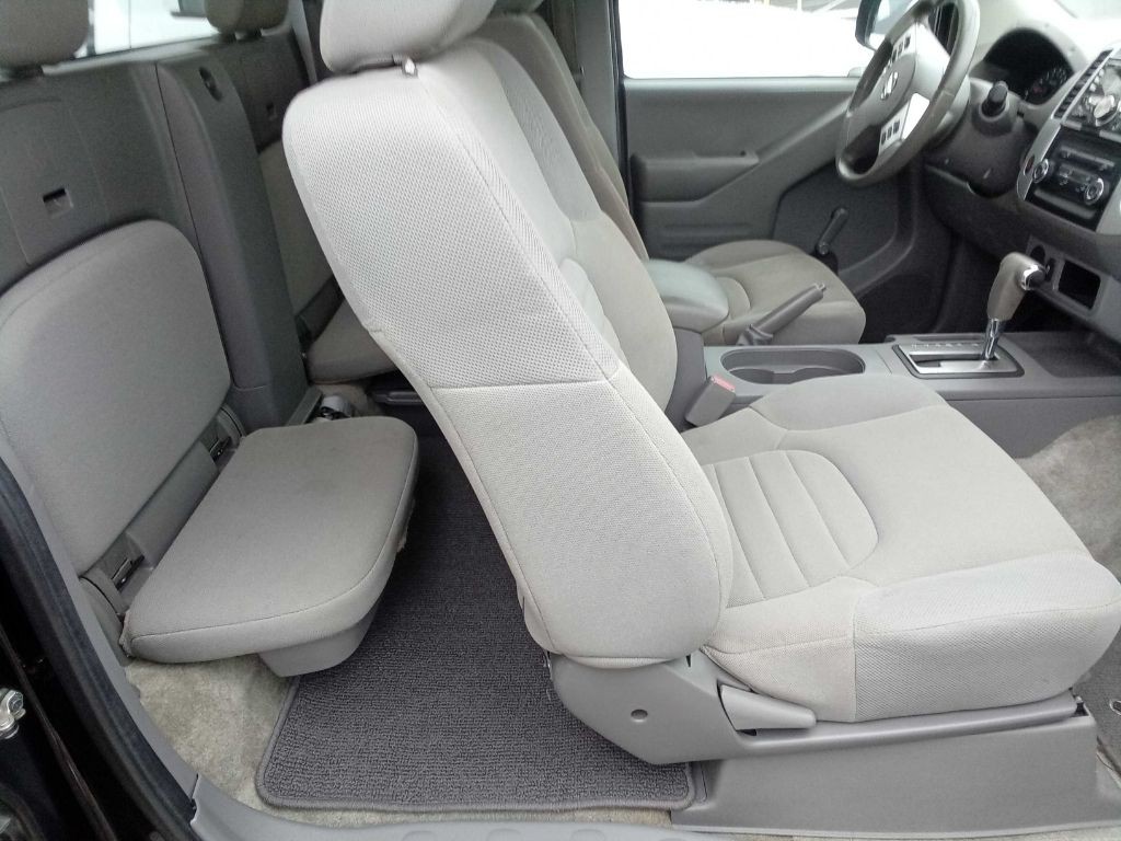 2017 Nissan Frontier Image 14