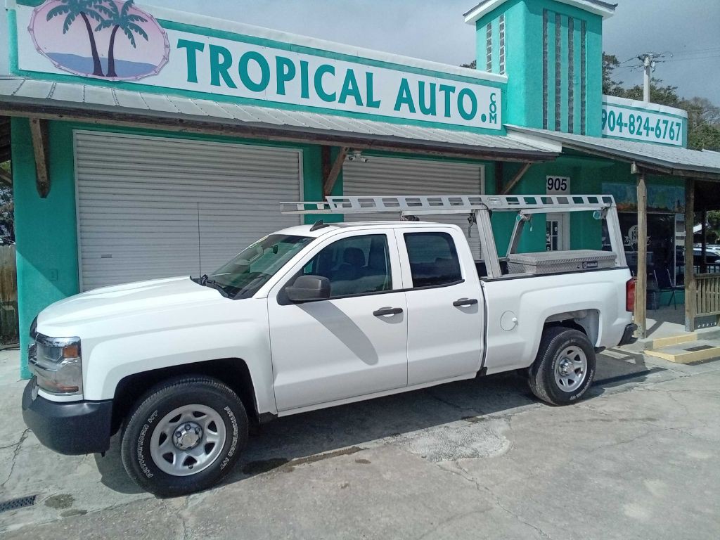 2017 Chevrolet Silverado 1500 Image 1