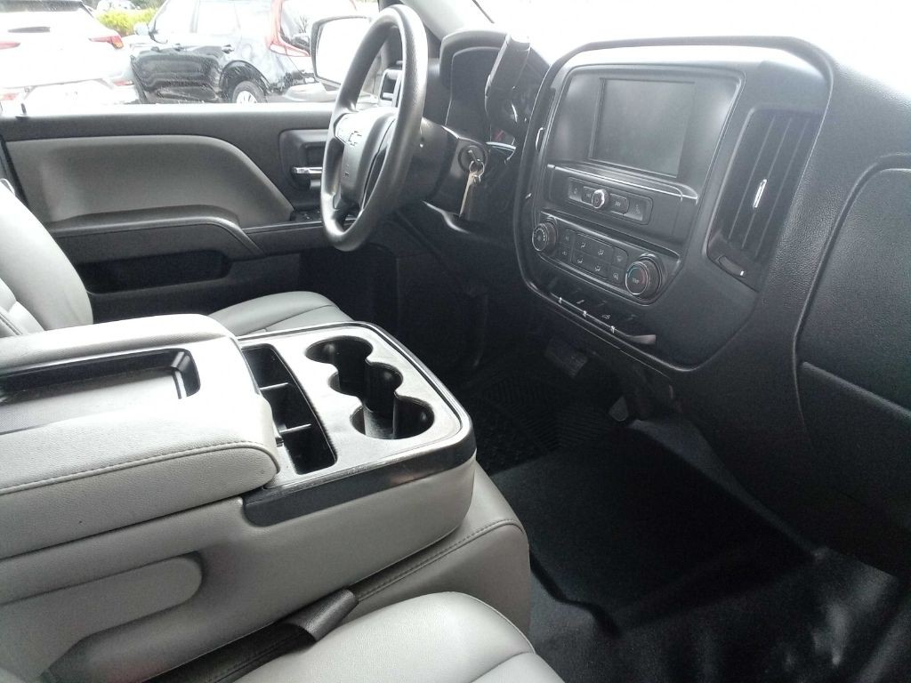 2017 Chevrolet Silverado 1500 Image 18