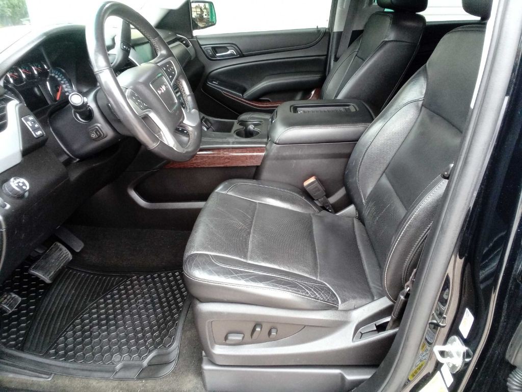 2017 GMC Yukon Image 11