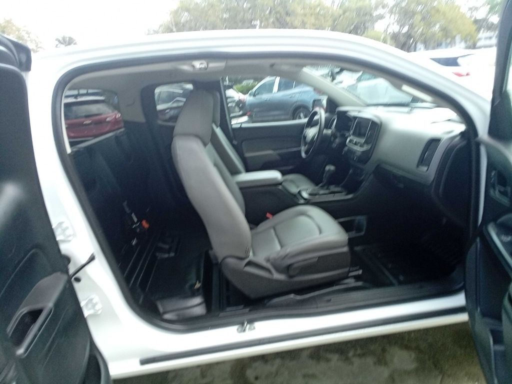 2020 Chevrolet Colorado Image 11