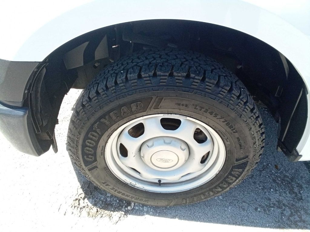 2016 Ford F-150 Image 17