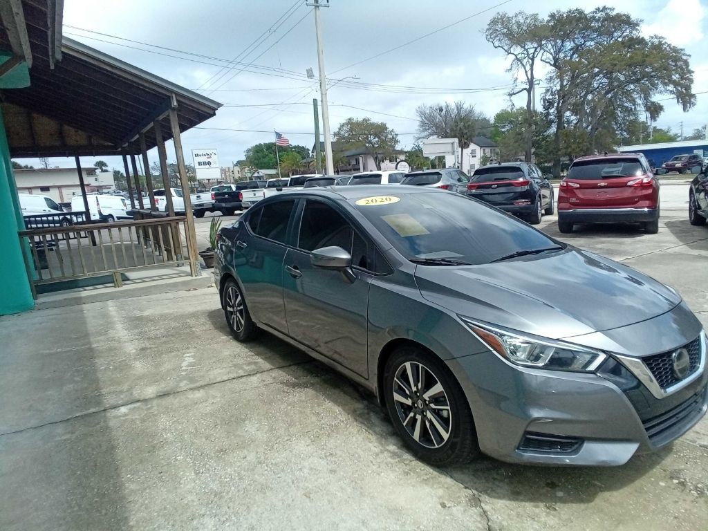 2020 Nissan Versa Image 4