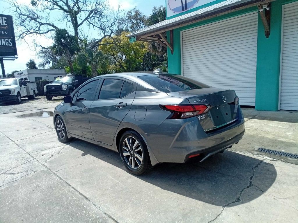 2020 Nissan Versa Image 21