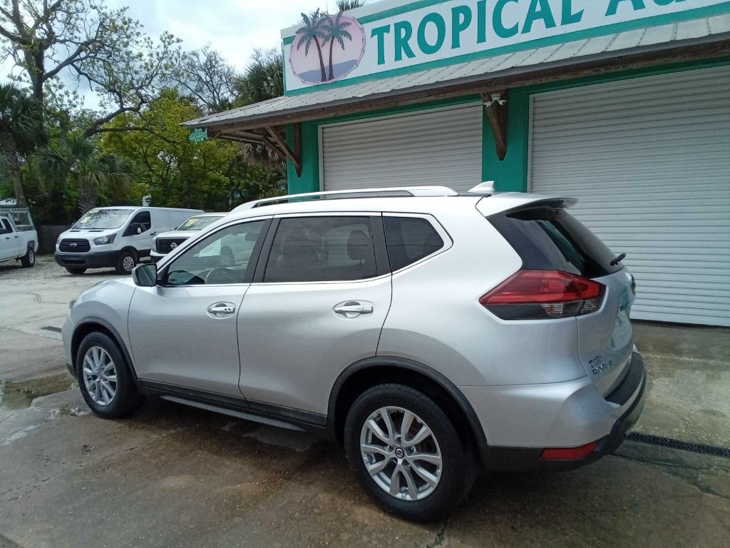 2018 Nissan Rogue Image 6
