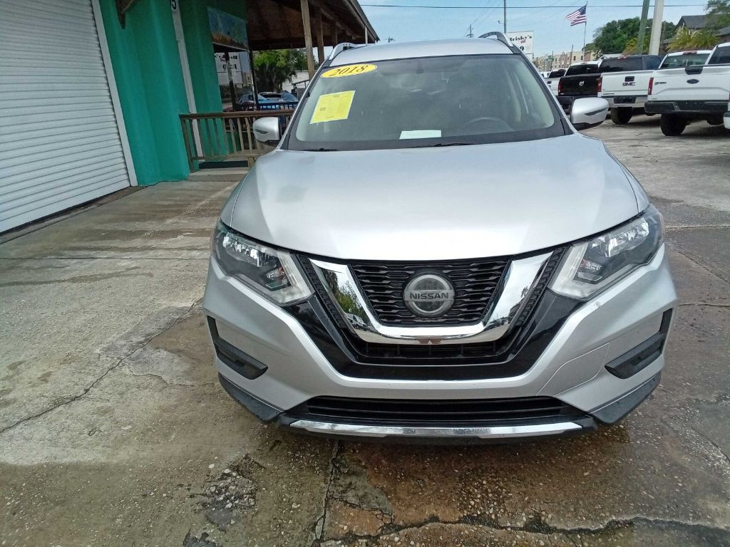 2018 Nissan Rogue Image 8
