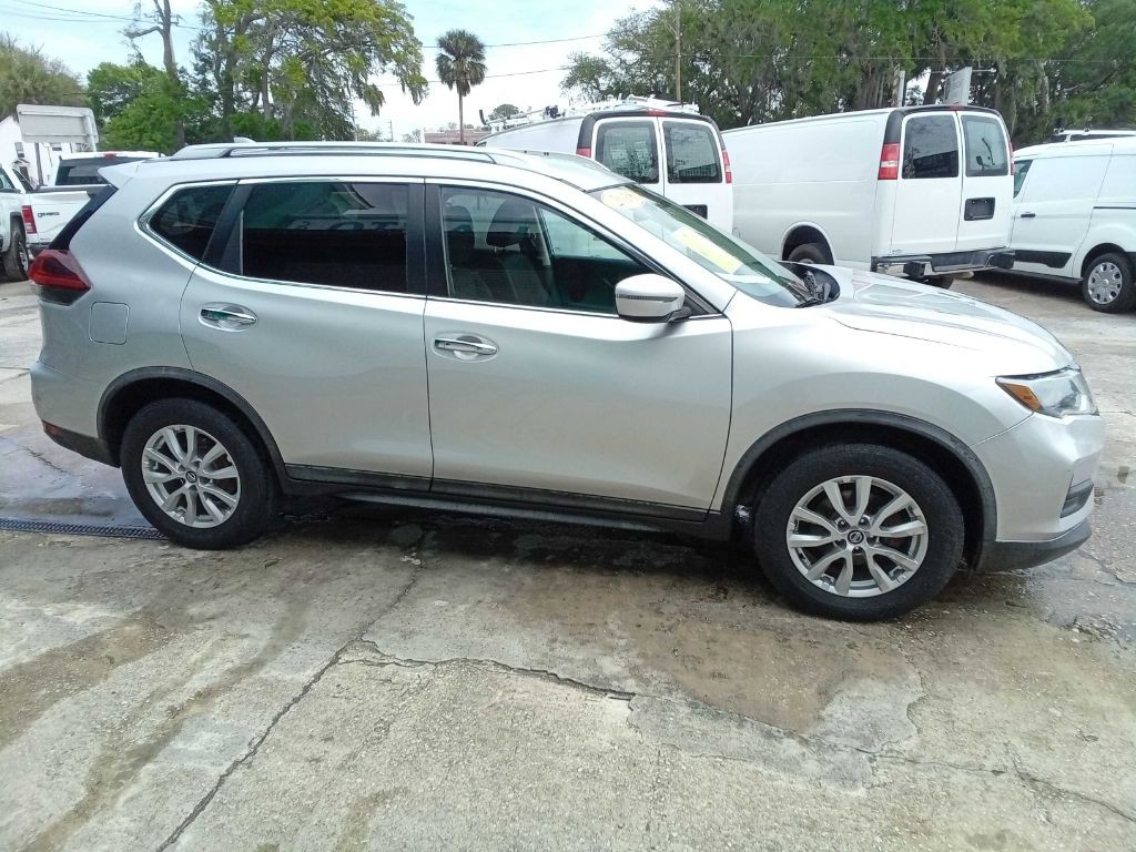 2018 Nissan Rogue Image 12