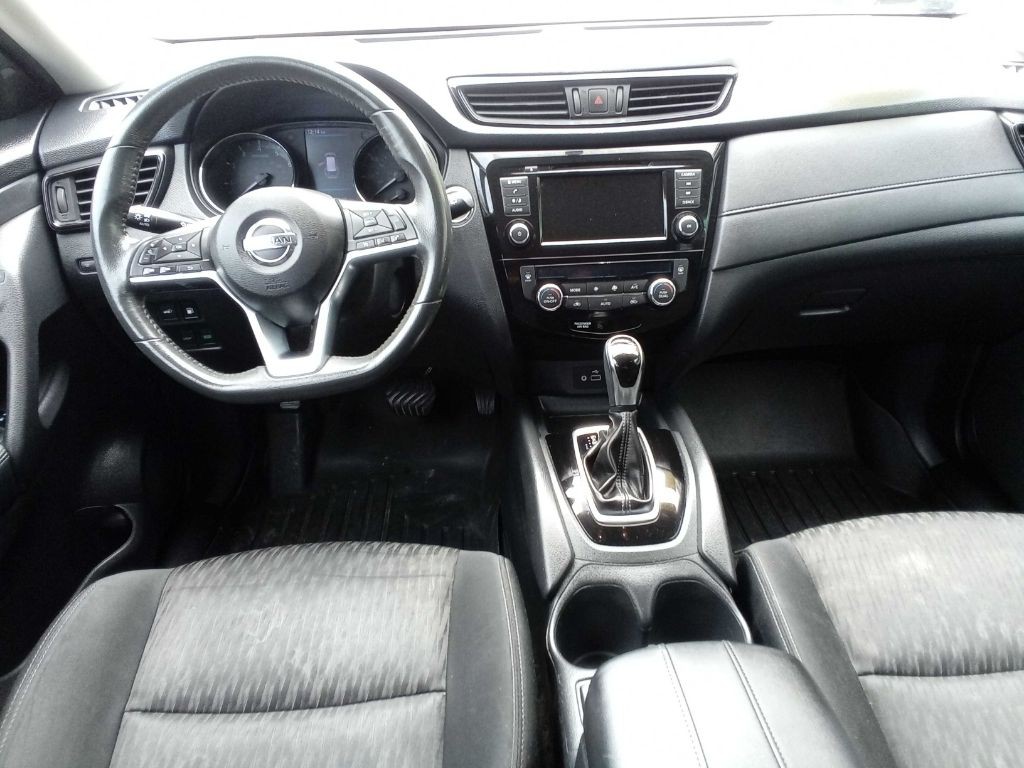 2018 Nissan Rogue Image 20