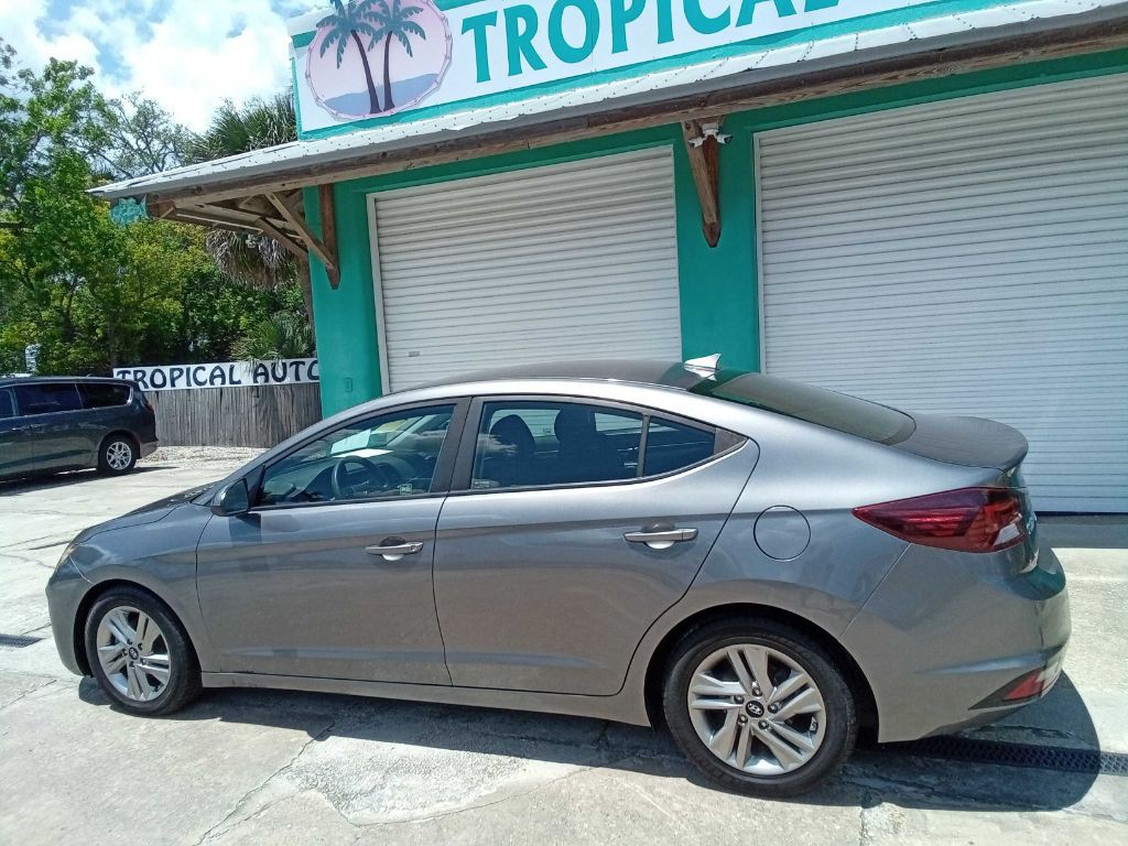 2020 Hyundai Elantra Image 5