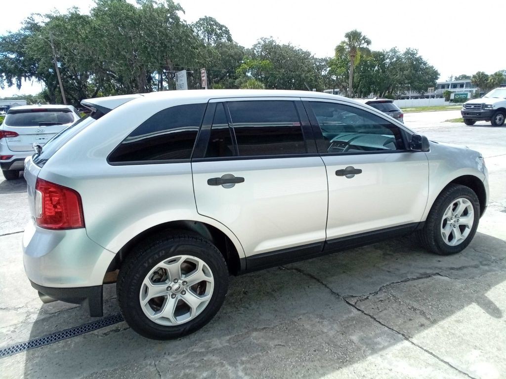 2014 Ford Edge Image 11
