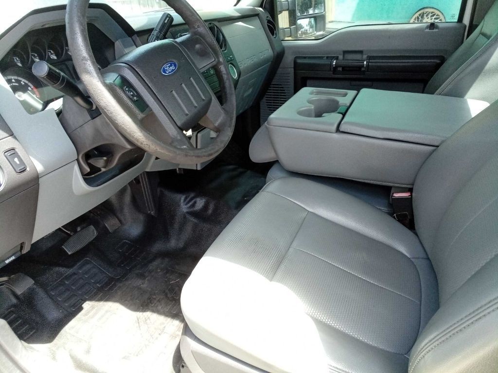 2015 Ford F-250 Image 9