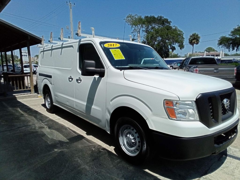 2017 Nissan NV Image 4