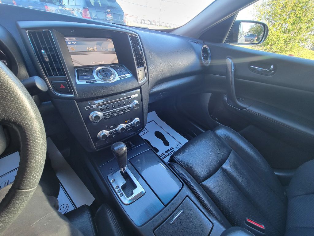 2012 Nissan Maxima Image 21