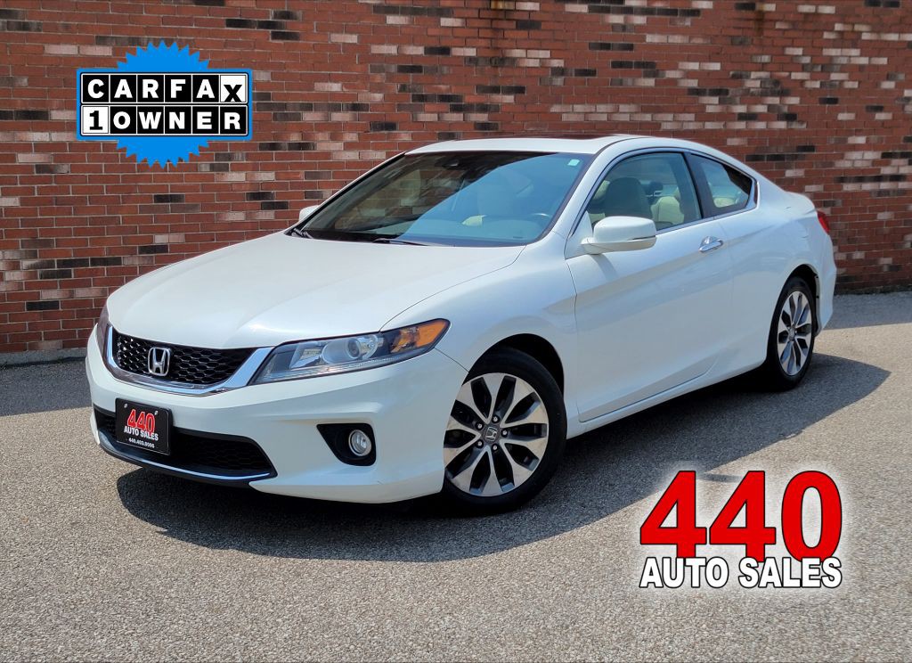 2015 Honda Accord Image 1