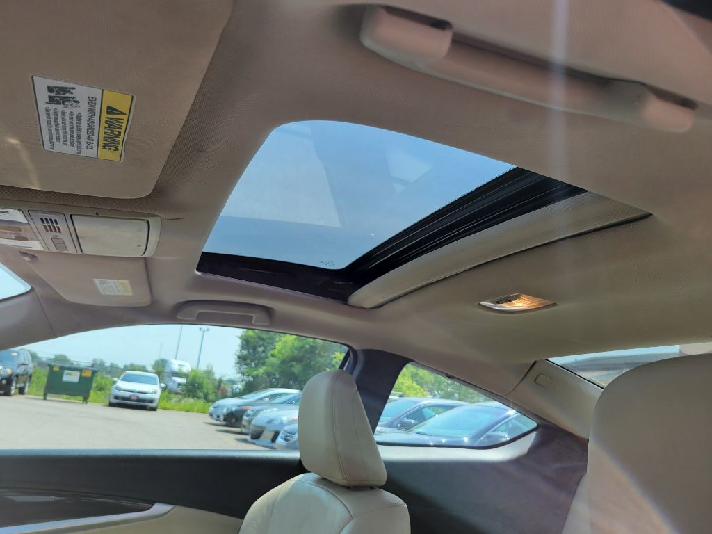 2015 Honda Accord Image 12