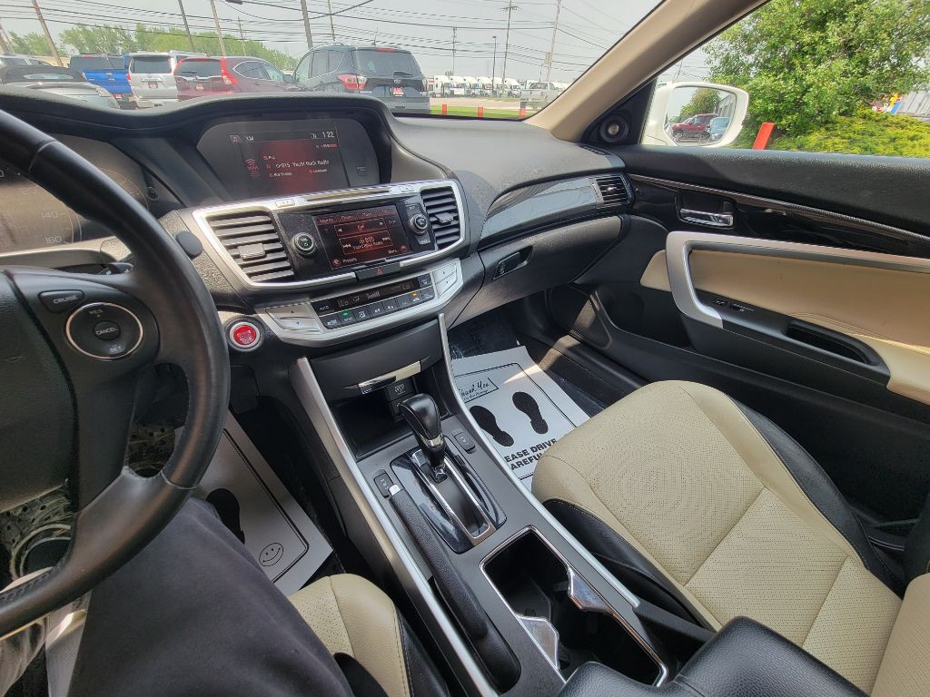 2015 Honda Accord Image 20