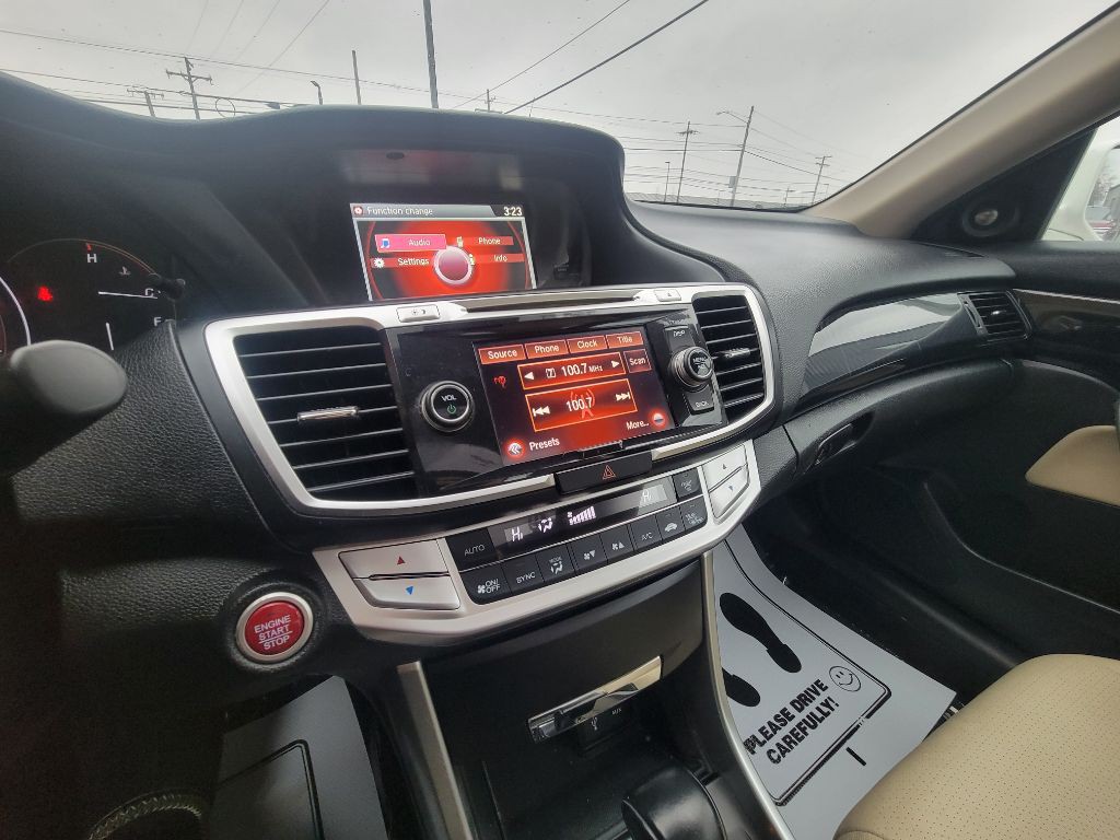 2015 Honda Accord Image 22