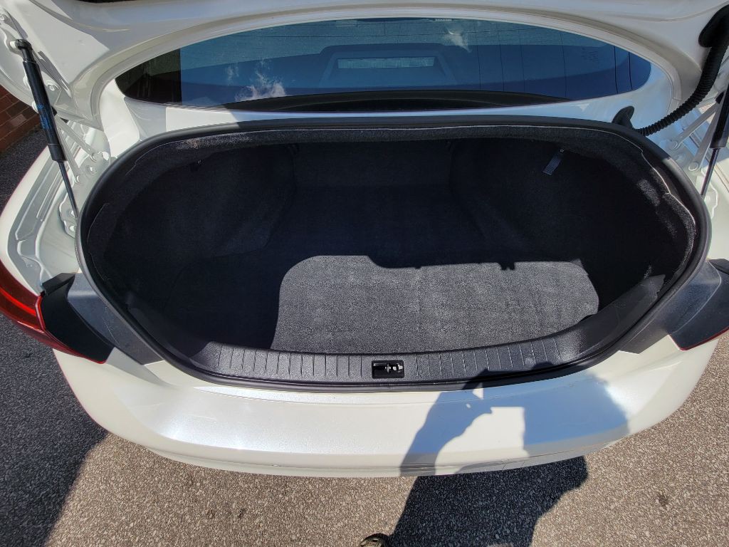 2019 INFINITI Q50 Image 39
