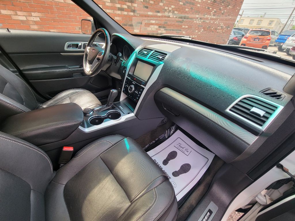 2014 Ford Explorer Image 20