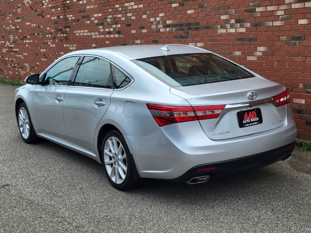 2013 Toyota Avalon Image 4