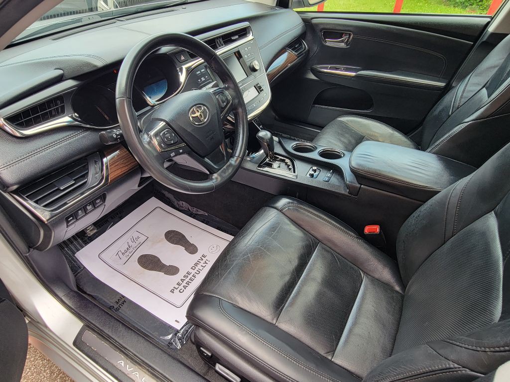 2013 Toyota Avalon Image 10