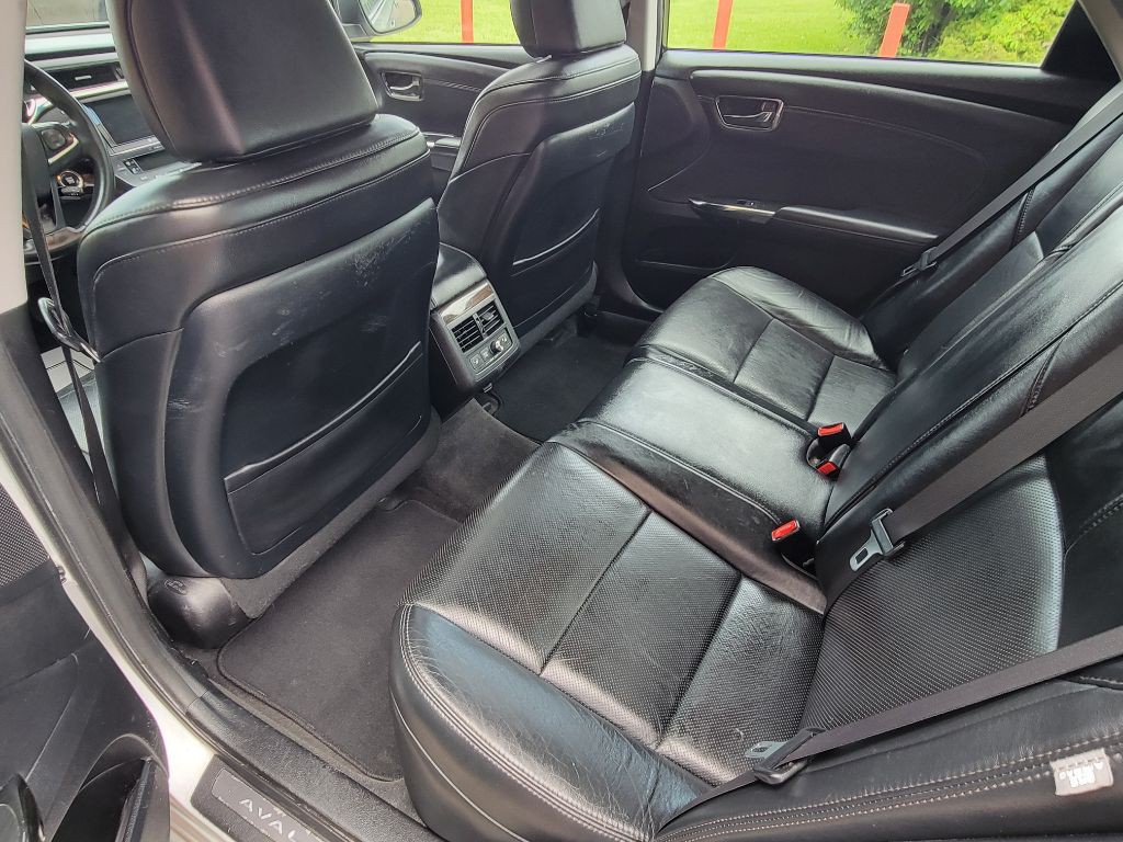 2013 Toyota Avalon Image 13