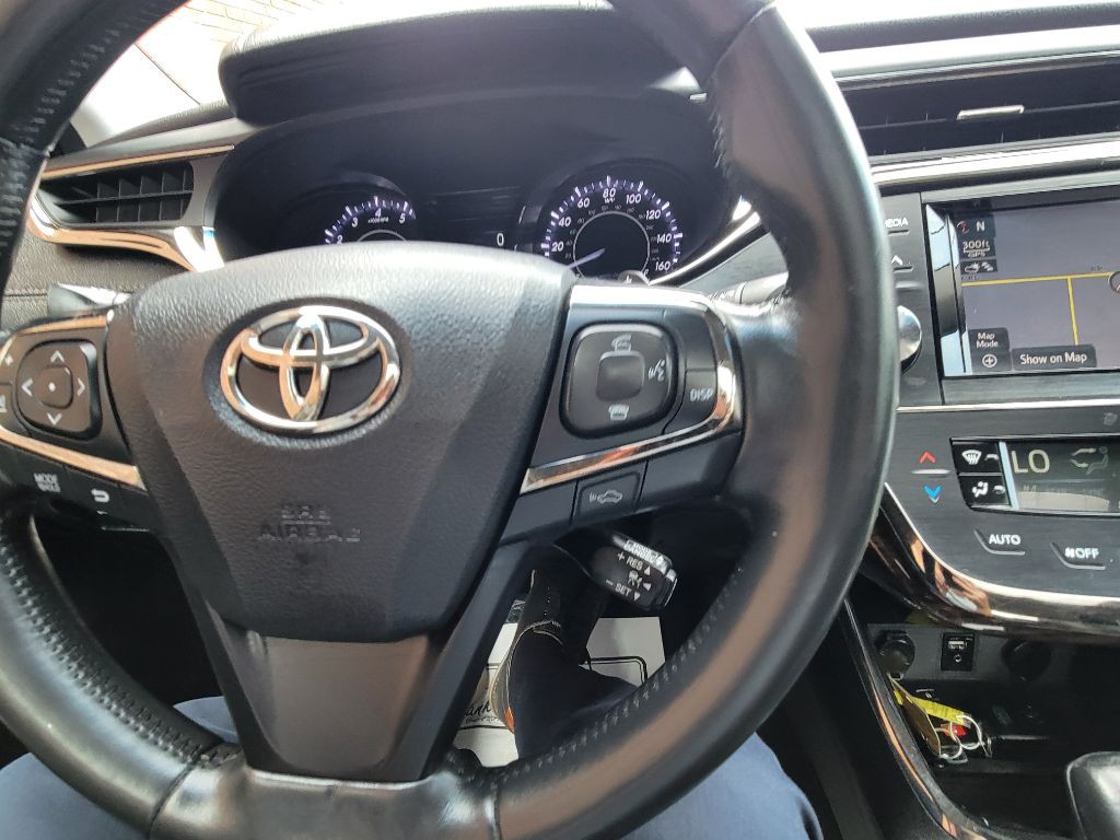 2013 Toyota Avalon Image 21