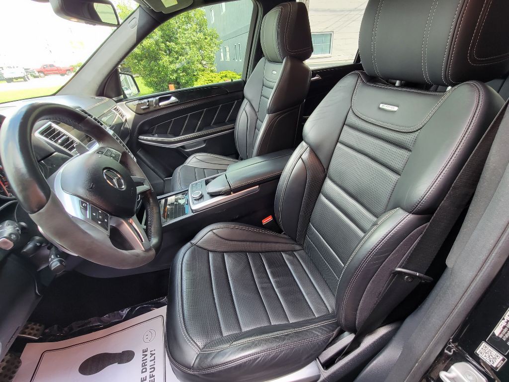 2016 Mercedes-Benz GL-Class Image 18