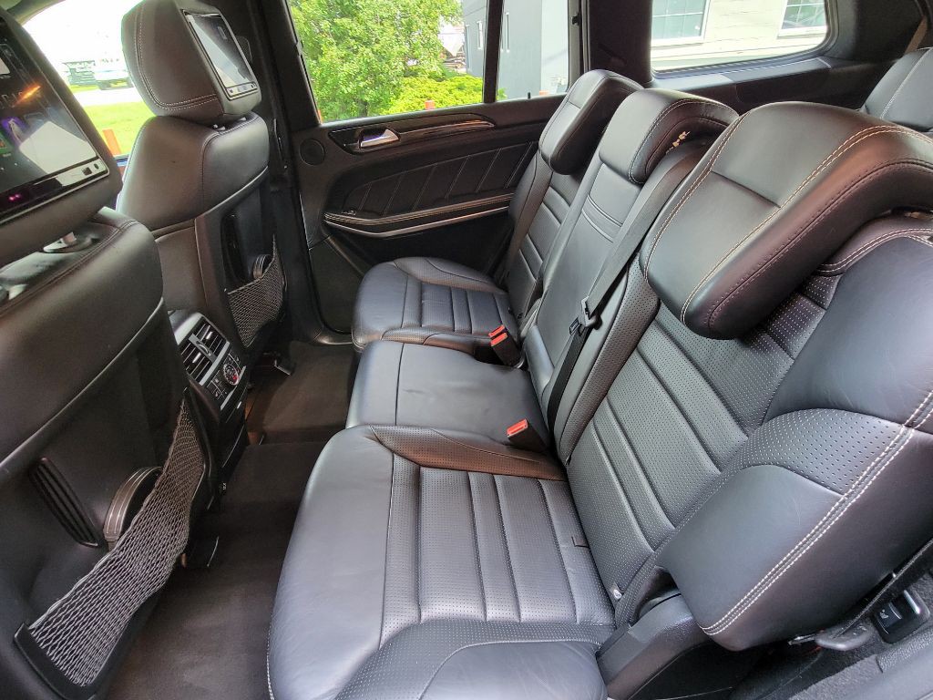 2016 Mercedes-Benz GL-Class Image 22